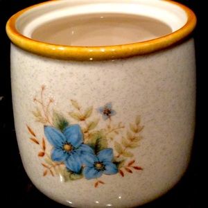 Mikasa Daydreams canister